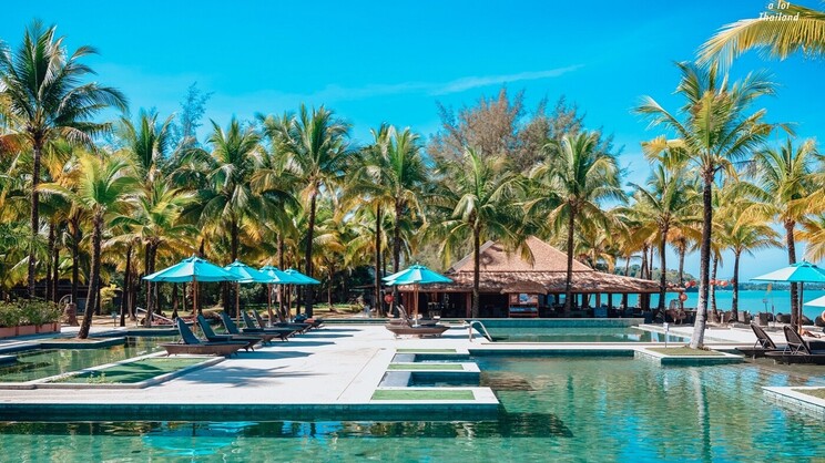 Beyond Resort Khaolak 